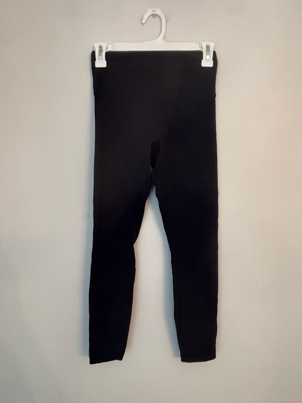 Lululemon Navy High Rise Wunder Train 25in Size 6